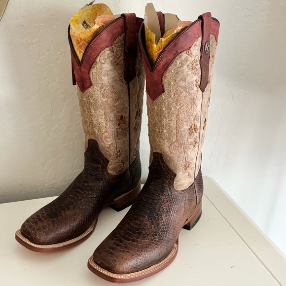 Tanner Mark Multicolor Floral Embroidered Python Print Toe Leather Boots 9.5